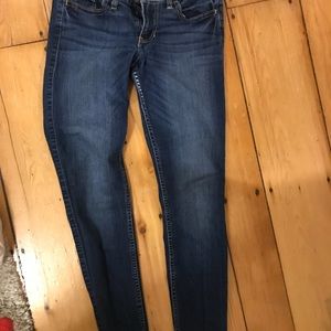 Super cute skinny jeans